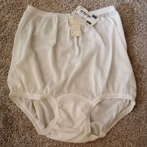 NWT VTG Henson Kickernick High-Waist Panties